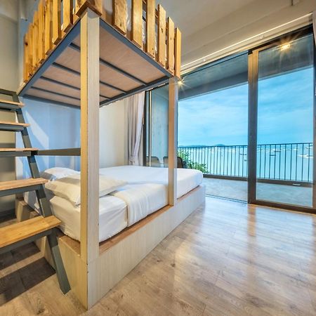 Shin Arch39 Phuket Beach Front - Sha Plus Chalong Exterior foto