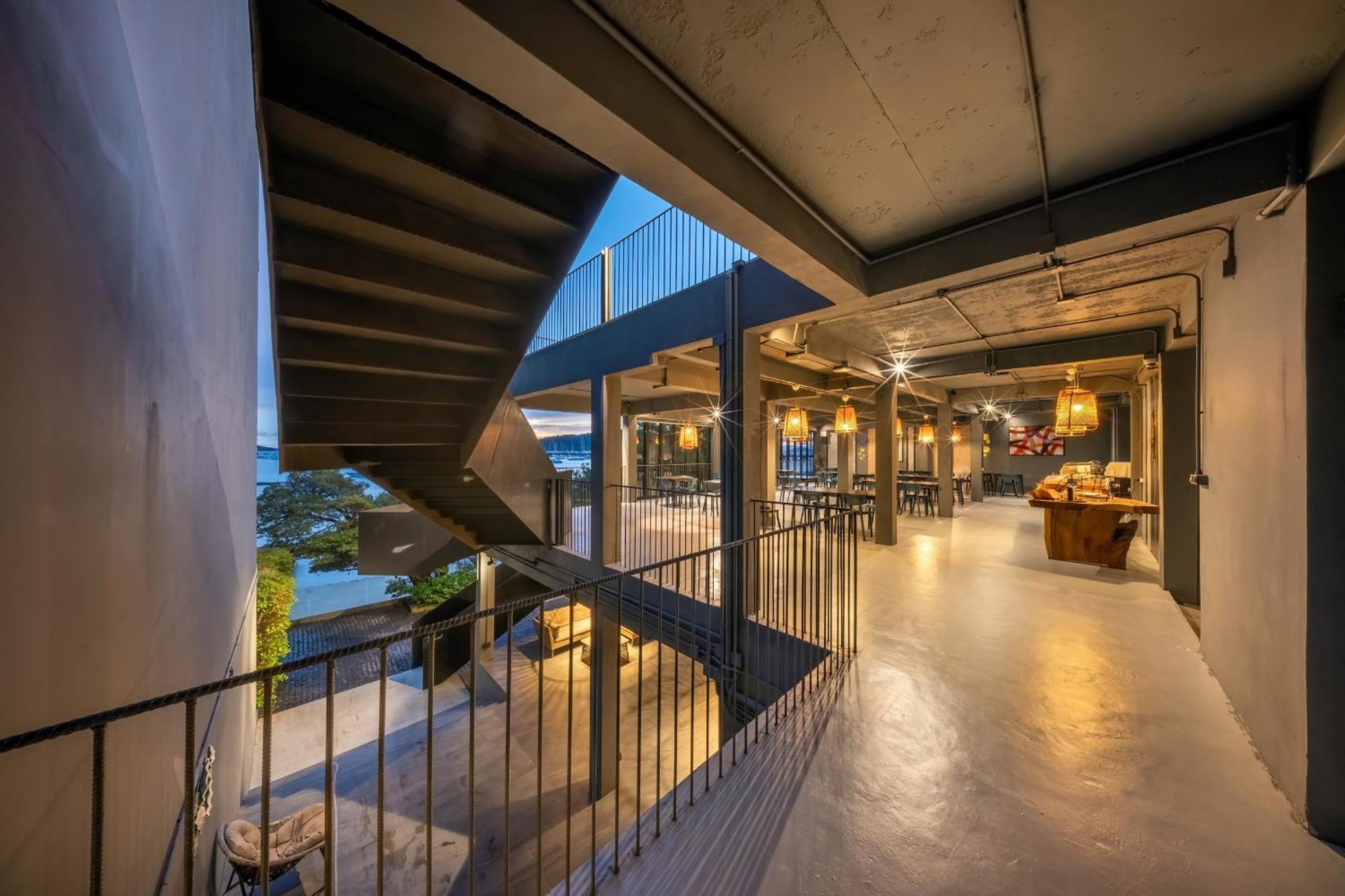 Shin Arch39 Phuket Beach Front - Sha Plus Chalong Exterior foto