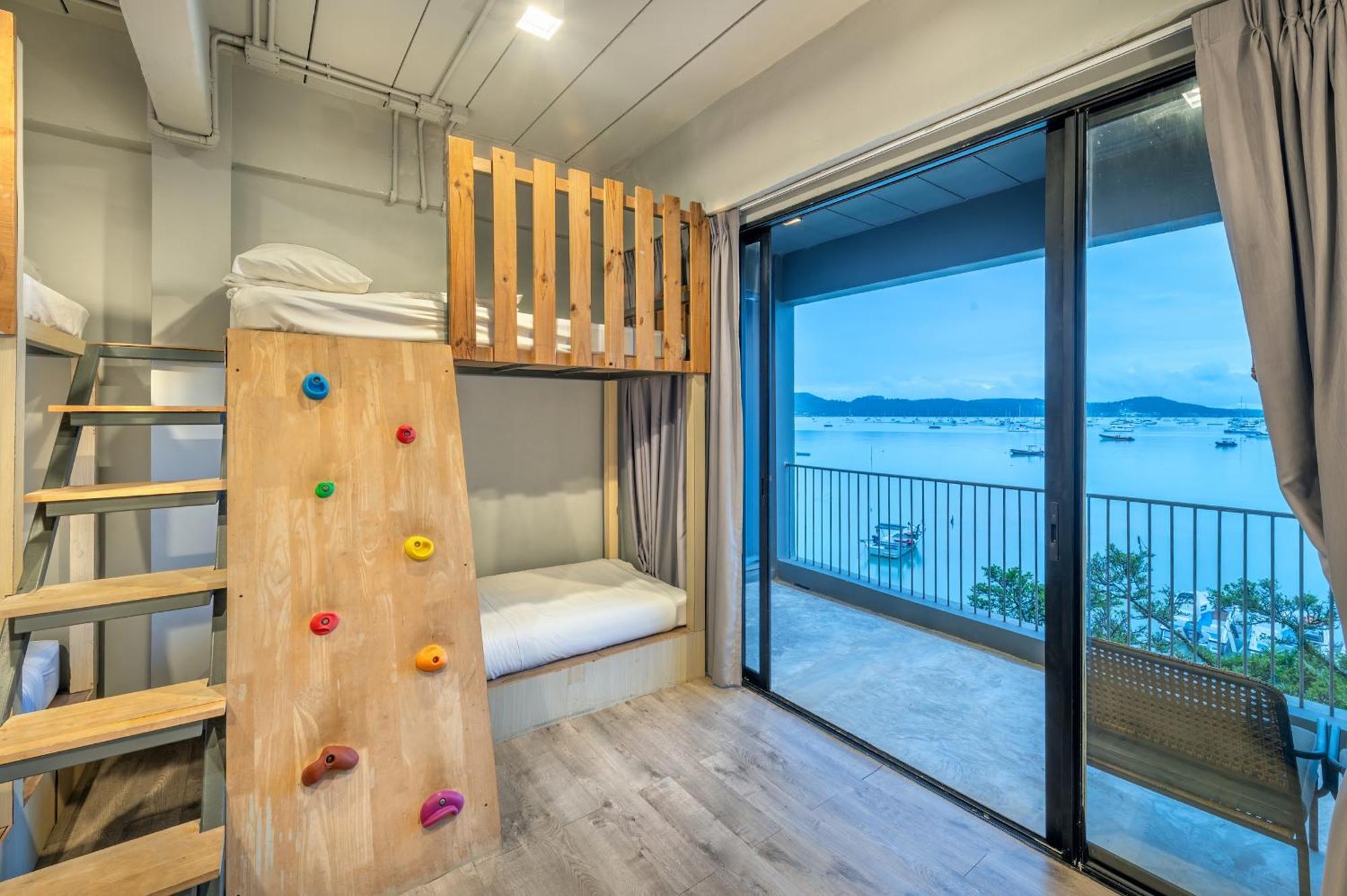 Shin Arch39 Phuket Beach Front - Sha Plus Chalong Exterior foto