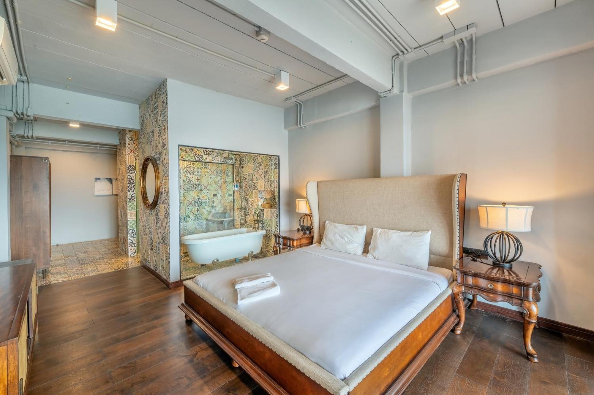 Shin Arch39 Phuket Beach Front - Sha Plus Chalong Exterior foto