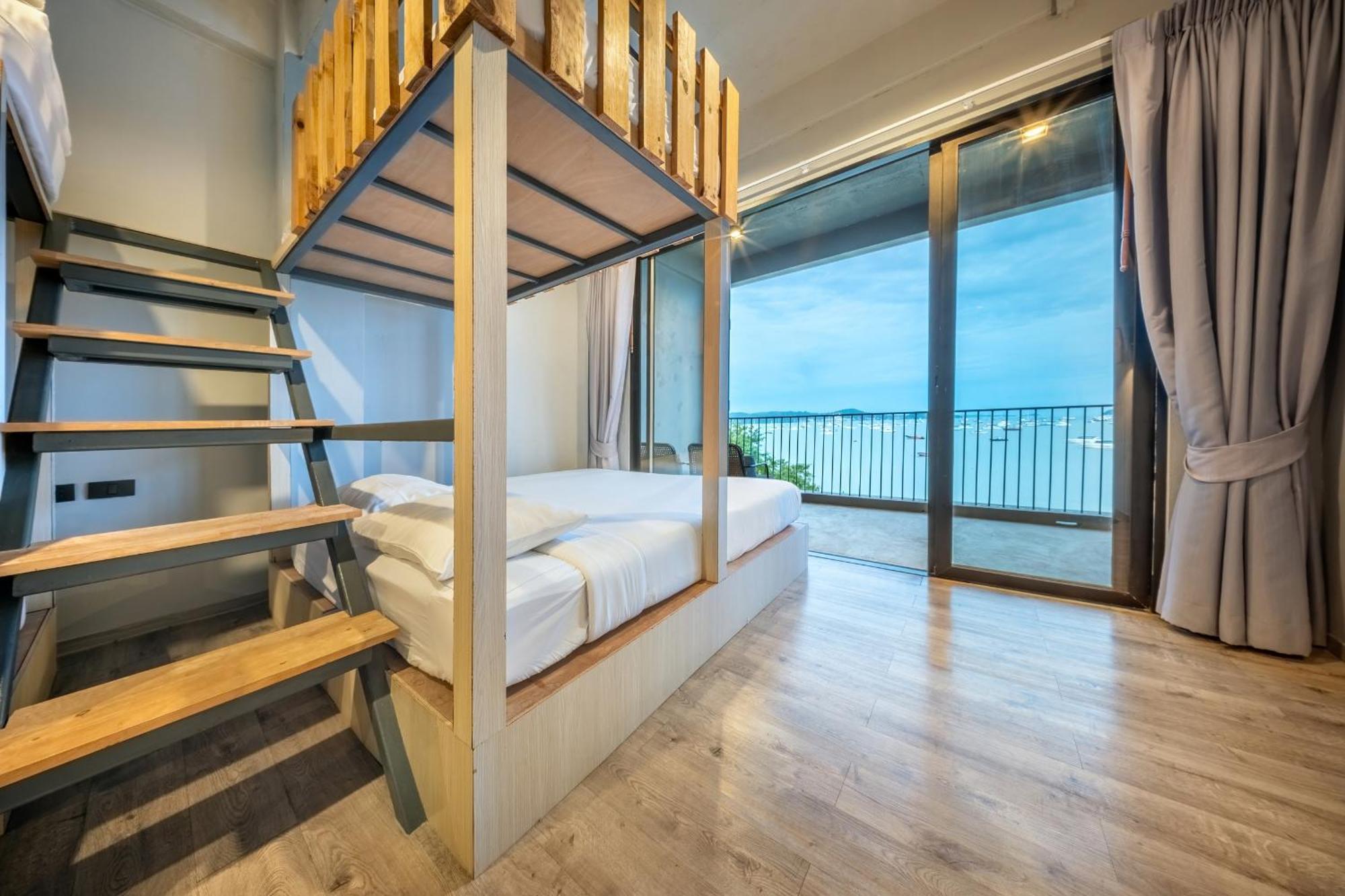 Shin Arch39 Phuket Beach Front - Sha Plus Chalong Exterior foto